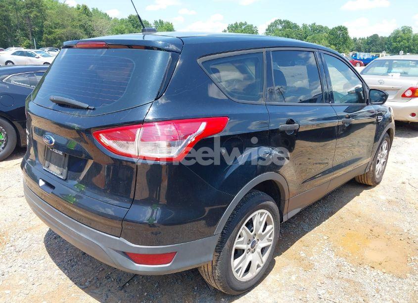 Photo 4 of 2016 Ford Escape S (VIN 1FMCU0F71GUA73141)