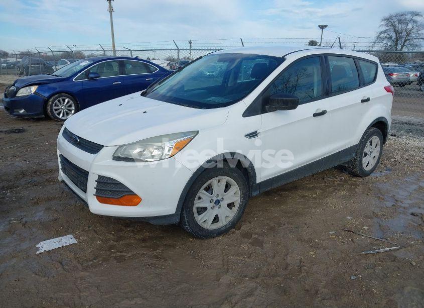 Photo 2 of 2016 Ford Escape S (VIN 1FMCU0F71GUB00953)