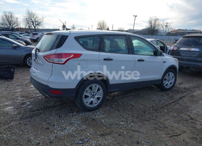 Photo 4 of 2016 Ford Escape S (VIN 1FMCU0F71GUB00953)