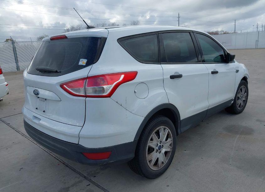 Photo 4 of 2016 Ford Escape S (VIN 1FMCU0F71GUB40188)
