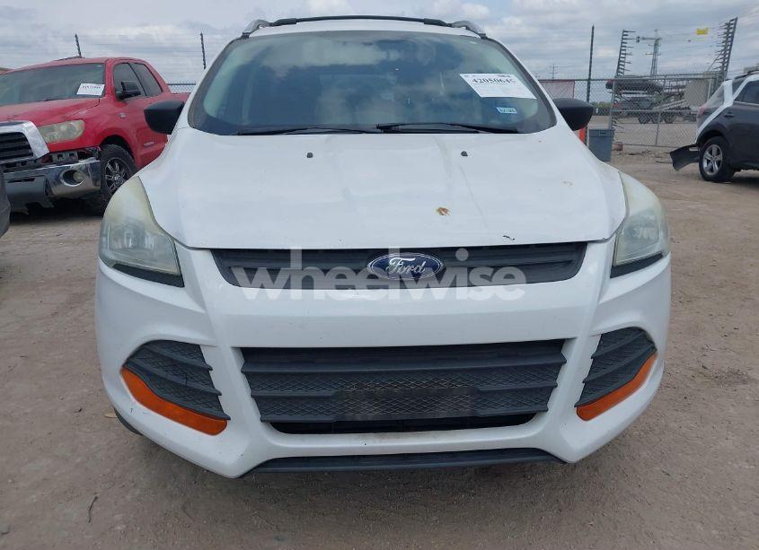 Photo 6 of 2016 Ford Escape S (VIN 1FMCU0F71GUB58156)