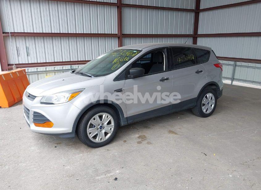 Photo 2 of 2016 Ford Escape S (VIN 1FMCU0F71GUC42171)