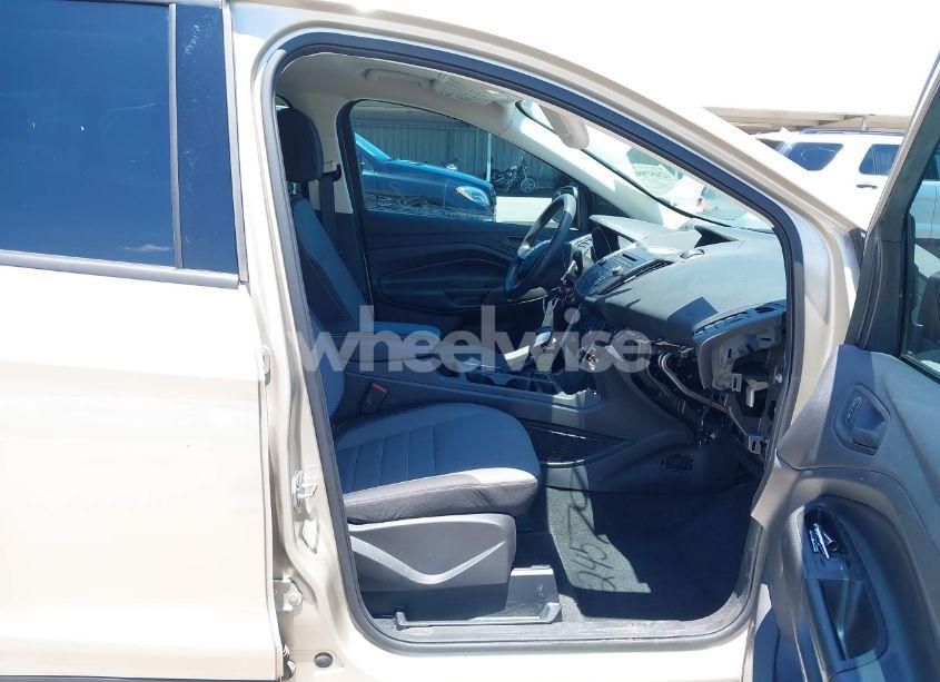 Photo 5 of 2017 Ford Escape S (VIN 1FMCU0F71HUA80494)