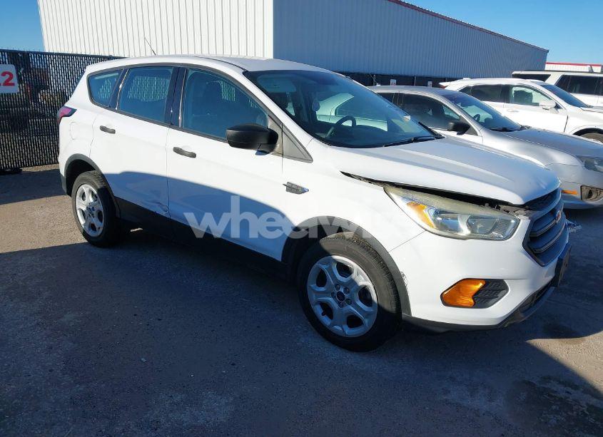 2017 Ford Escape S (VIN 1FMCU0F71HUE98361) main photo