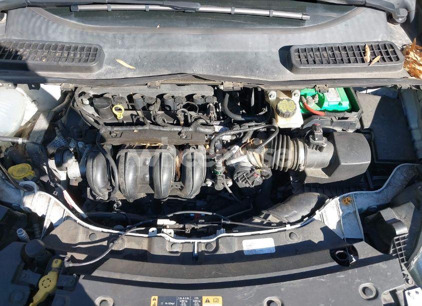 Photo 10 of 2018 Ford Escape S (VIN 1FMCU0F71JUA17689)