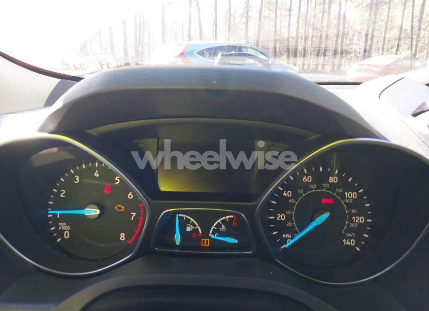 Photo 7 of 2018 Ford Escape S (VIN 1FMCU0F71JUA17689)