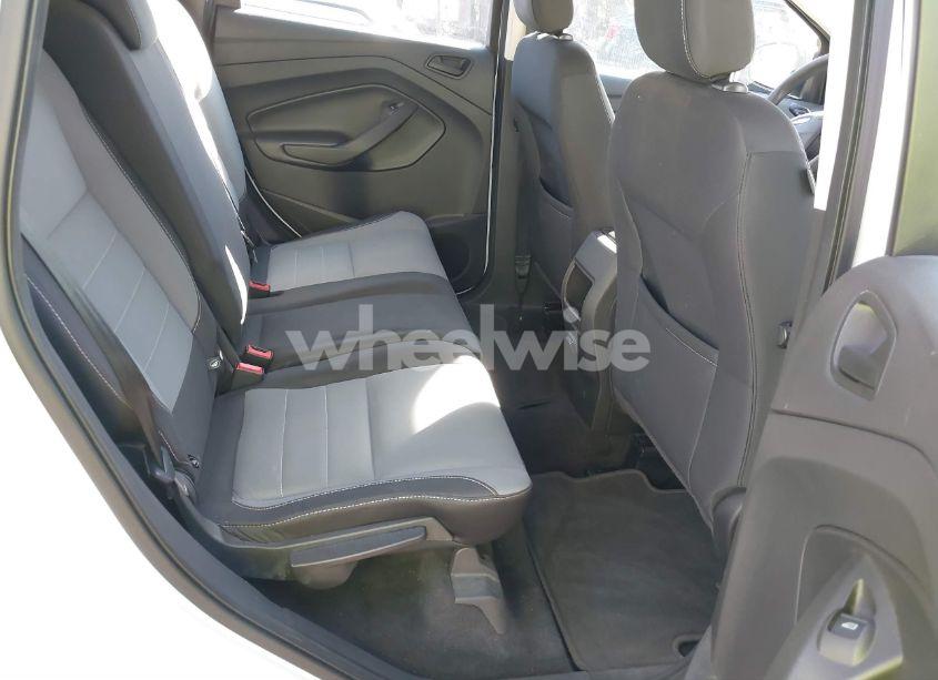 Photo 8 of 2018 Ford Escape S (VIN 1FMCU0F71JUA17689)