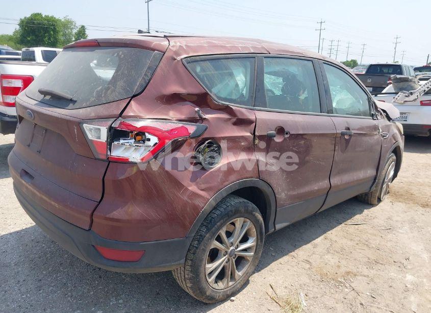 Photo 4 of 2018 Ford Escape S (VIN 1FMCU0F71JUA22682)