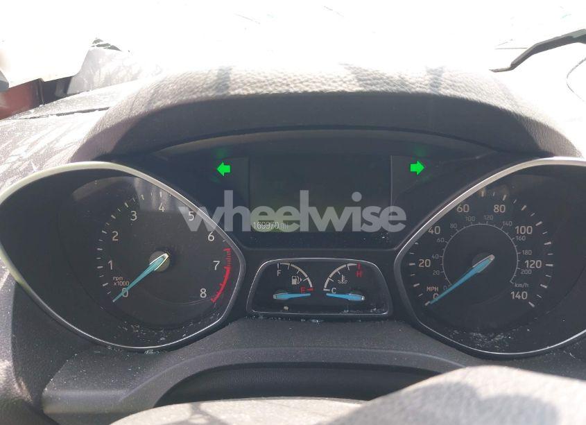 Photo 7 of 2018 Ford Escape S (VIN 1FMCU0F71JUA22682)