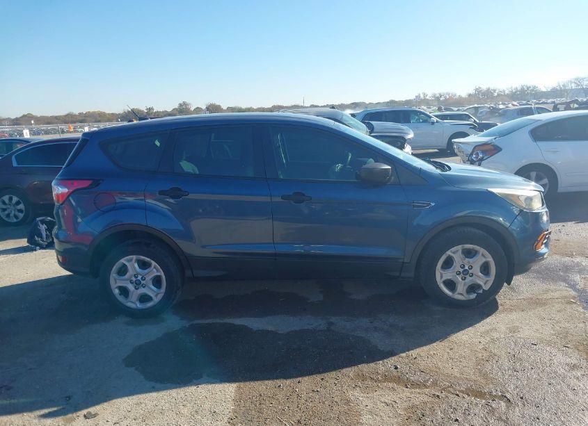 Photo 13 of 2018 Ford Escape S (VIN 1FMCU0F71JUA53981)