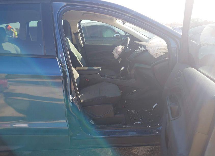 Photo 5 of 2018 Ford Escape S (VIN 1FMCU0F71JUA53981)