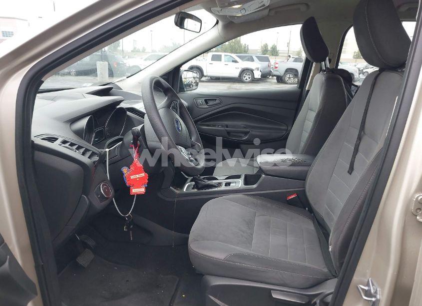 Photo 5 of 2018 Ford Escape S (VIN 1FMCU0F71JUA72224)