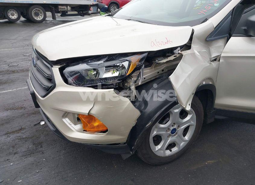 Photo 6 of 2018 Ford Escape S (VIN 1FMCU0F71JUA72224)