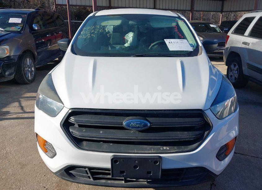 Photo 6 of 2018 Ford Escape S (VIN 1FMCU0F71JUB67267)