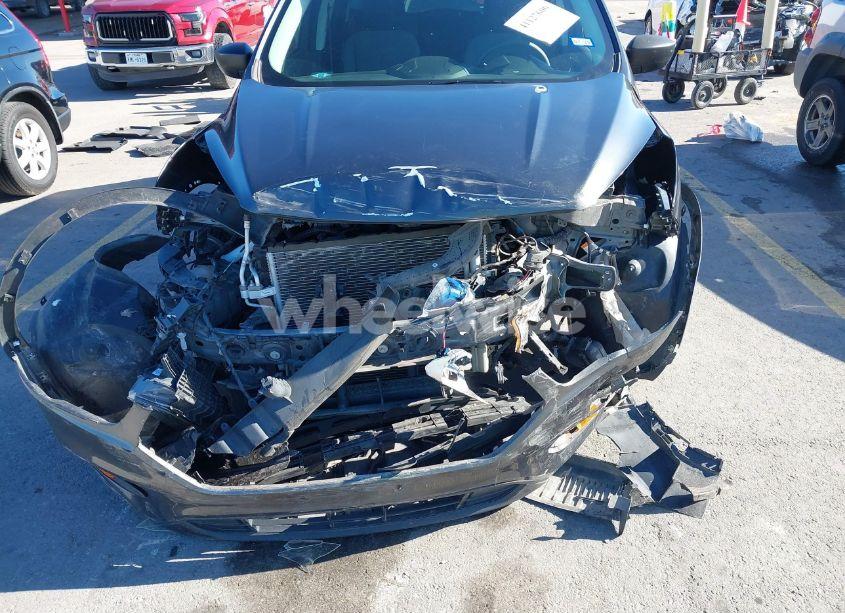 Photo 6 of 2018 Ford Escape S (VIN 1FMCU0F71JUC34143)
