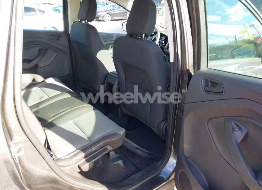 Photo 8 of 2018 Ford Escape S (VIN 1FMCU0F71JUC94231)