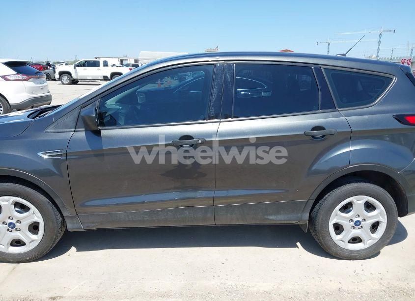 Photo 15 of 2019 Ford Escape S (VIN 1FMCU0F71KUA24479)