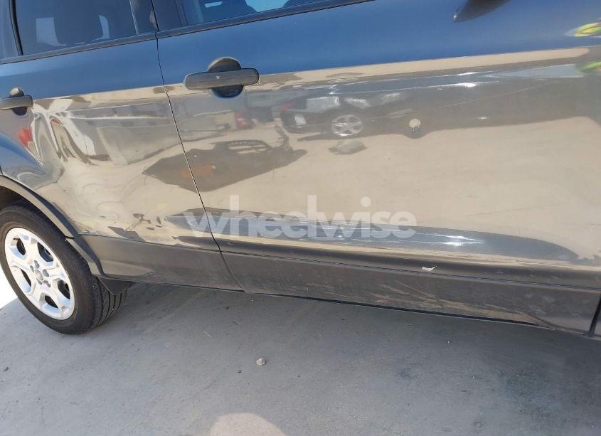 Photo 18 of 2019 Ford Escape S (VIN 1FMCU0F71KUA24479)