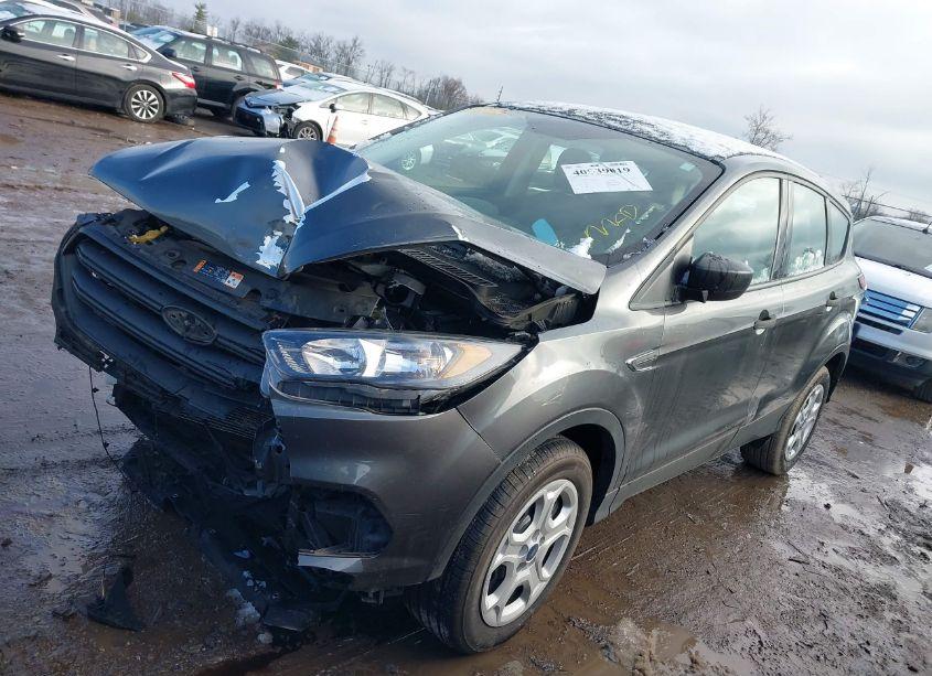 Photo 2 of 2019 Ford Escape S (VIN 1FMCU0F71KUB23948)