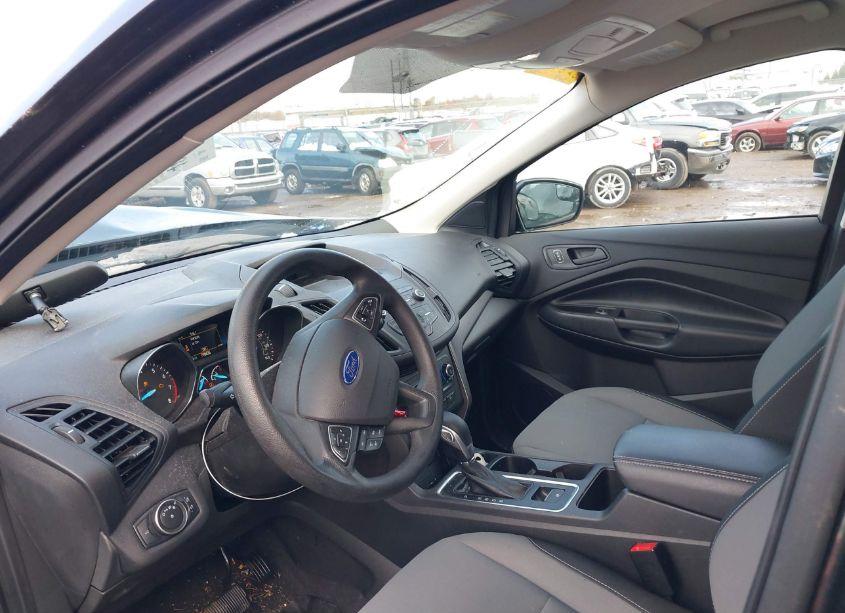 Photo 5 of 2019 Ford Escape S (VIN 1FMCU0F71KUB23948)