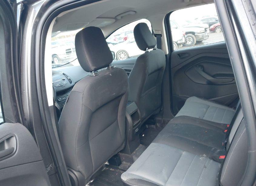 Photo 8 of 2019 Ford Escape S (VIN 1FMCU0F71KUB23948)