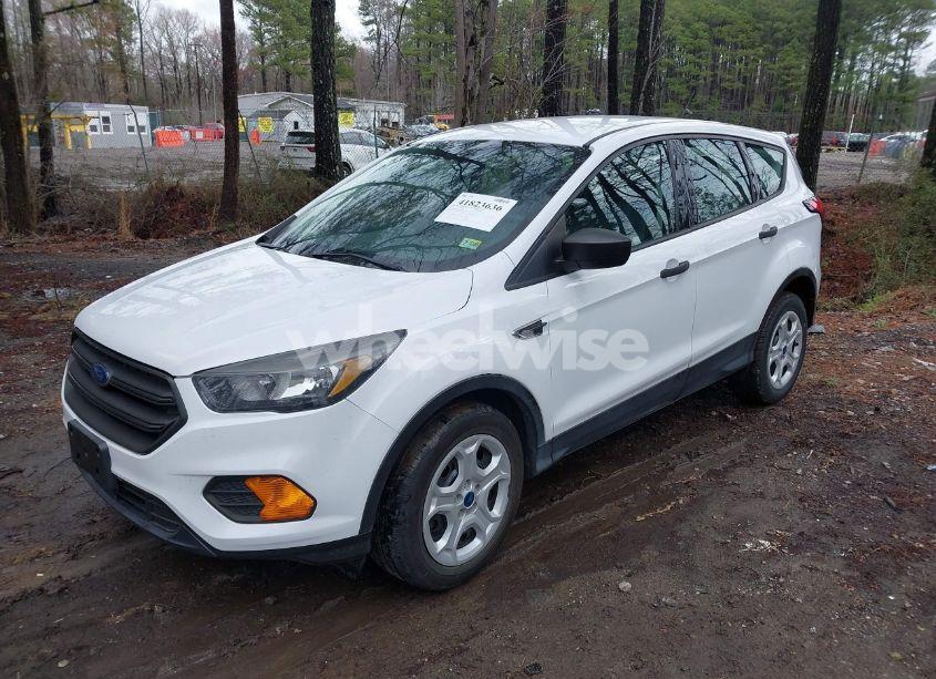 Photo 2 of 2019 Ford Escape S (VIN 1FMCU0F71KUB48977)