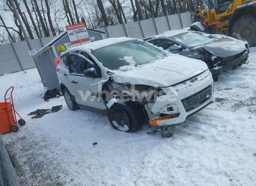 2013 Ford Escape S (VIN 1FMCU0F72DUB29454) main photo