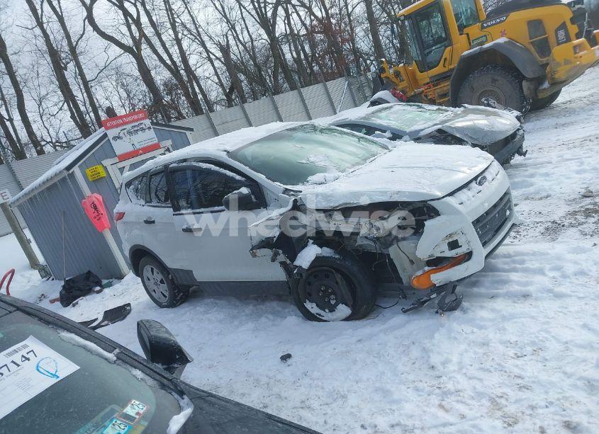 Photo 13 of 2013 Ford Escape S (VIN 1FMCU0F72DUB29454)