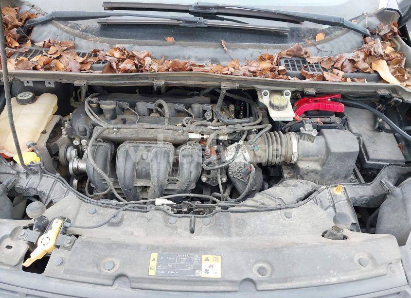 Photo 10 of 2013 Ford Escape S (VIN 1FMCU0F72DUB30166)