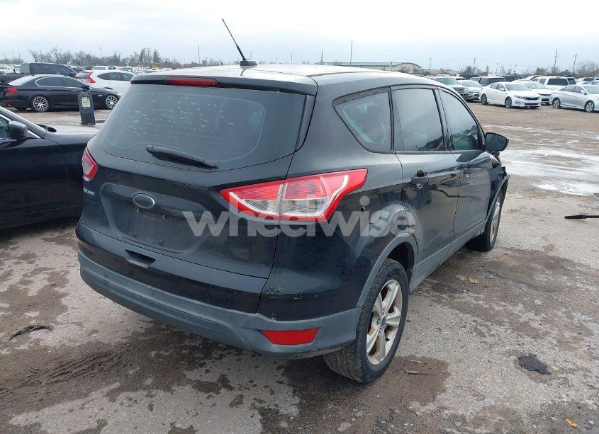 Photo 4 of 2013 Ford Escape S (VIN 1FMCU0F72DUB30166)