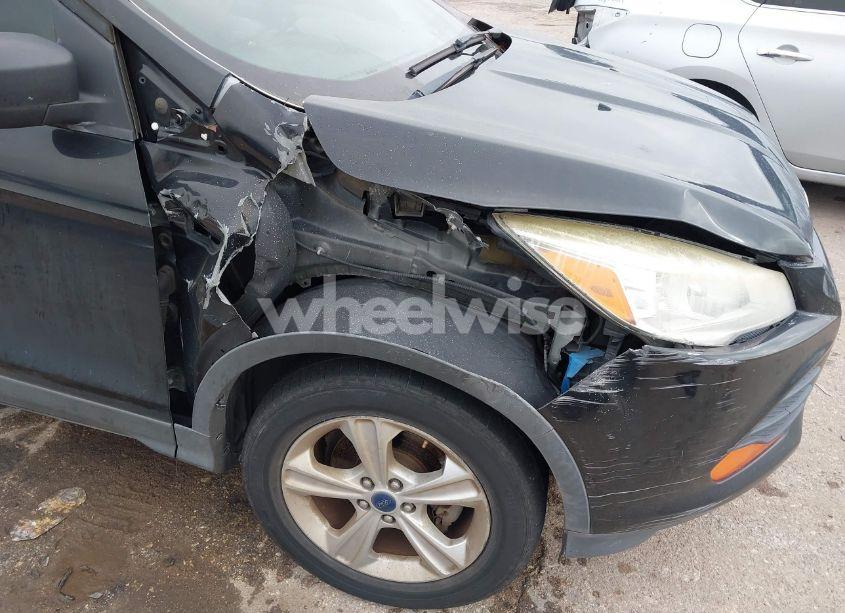 Photo 6 of 2013 Ford Escape S (VIN 1FMCU0F72DUB30166)