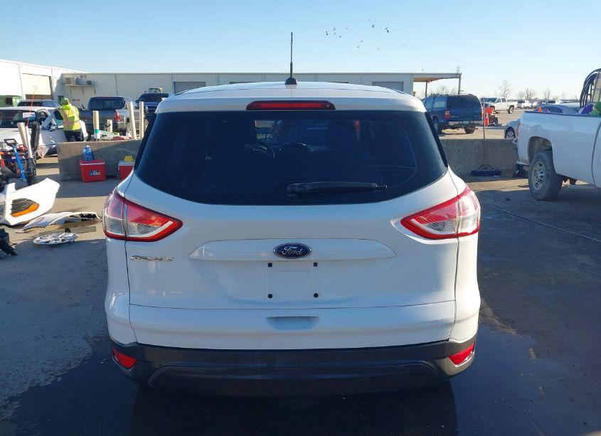 Photo 17 of 2013 Ford Escape S (VIN 1FMCU0F72DUB39403)