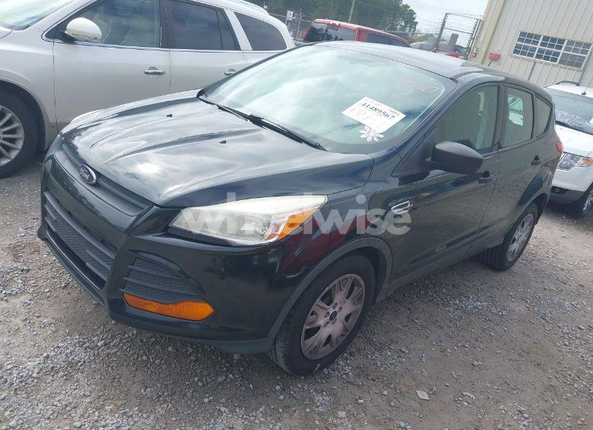 Photo 2 of 2014 Ford Escape S (VIN 1FMCU0F72EUA50304)