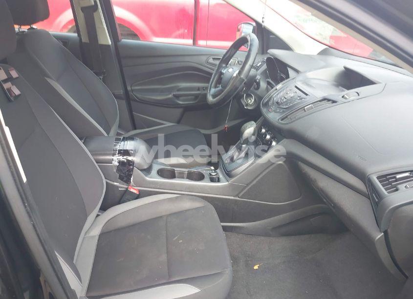 Photo 5 of 2014 Ford Escape S (VIN 1FMCU0F72EUA50304)