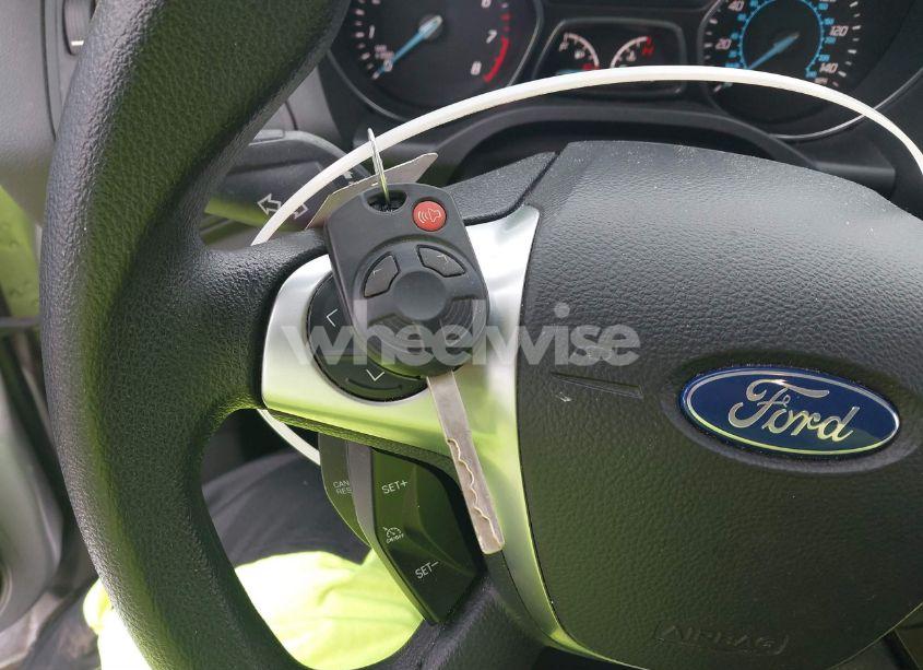 Photo 11 of 2014 Ford Escape S (VIN 1FMCU0F72EUA97185)