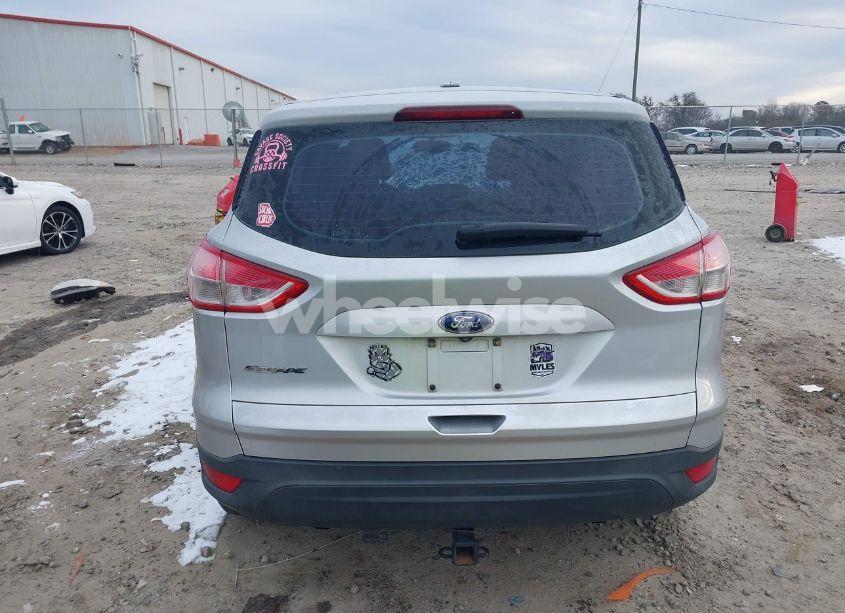 Photo 17 of 2014 Ford Escape S (VIN 1FMCU0F72EUA97185)
