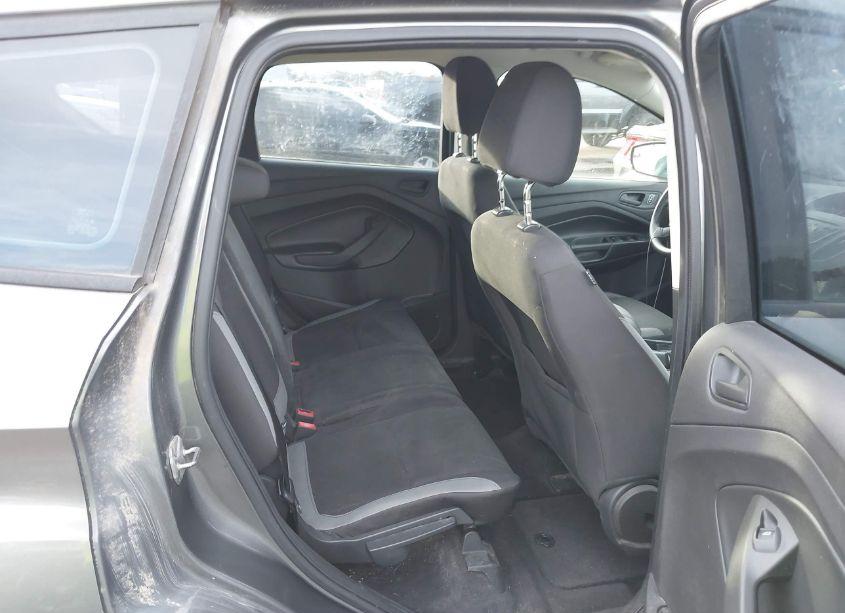 Photo 8 of 2014 Ford Escape S (VIN 1FMCU0F72EUB39063)