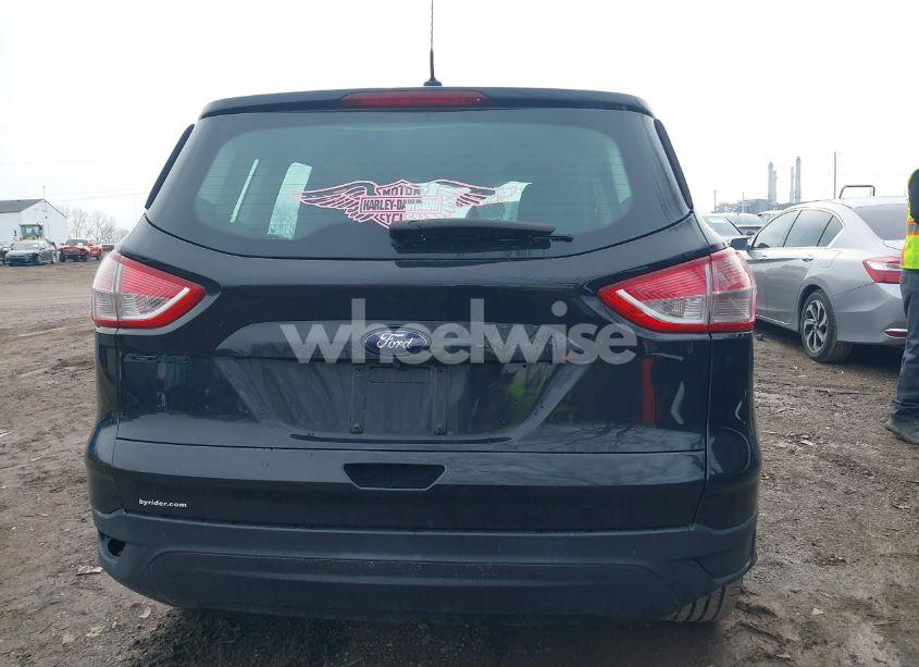 Photo 16 of 2014 Ford Escape S (VIN 1FMCU0F72EUB91910)