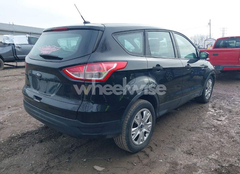 Photo 4 of 2014 Ford Escape S (VIN 1FMCU0F72EUB91910)