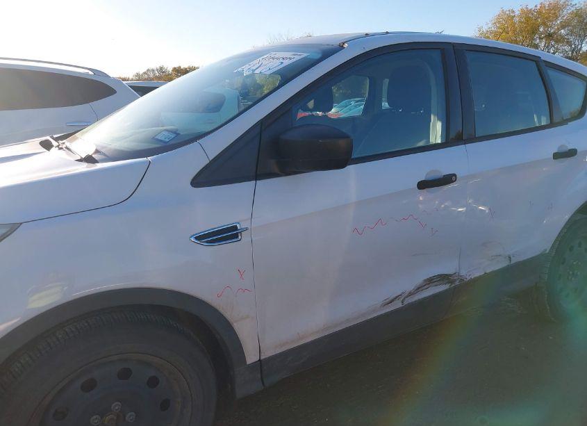 Photo 6 of 2014 Ford Escape S (VIN 1FMCU0F72EUE01325)