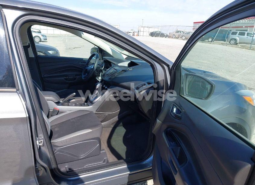 Photo 5 of 2014 Ford Escape S (VIN 1FMCU0F72EUE06220)