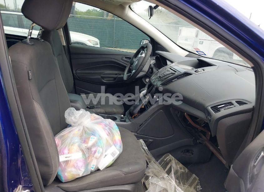 Photo 5 of 2015 Ford Escape S (VIN 1FMCU0F72FUA41815)