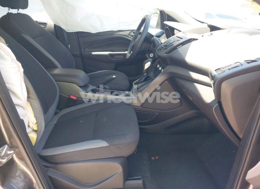 Photo 5 of 2015 Ford Escape S (VIN 1FMCU0F72FUA48781)