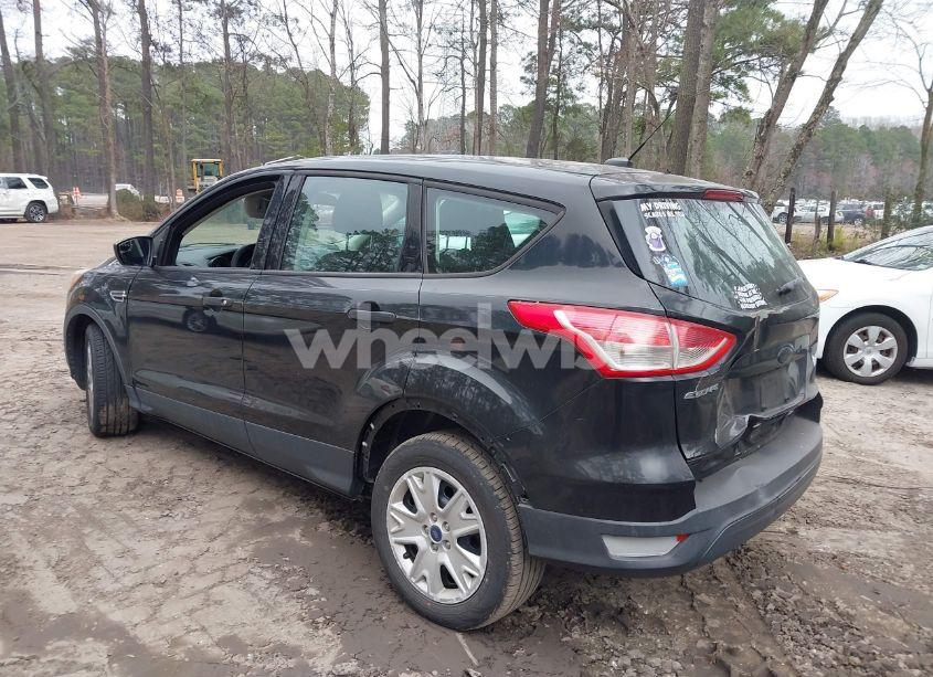 Photo 3 of 2015 Ford Escape S (VIN 1FMCU0F72FUB11068)