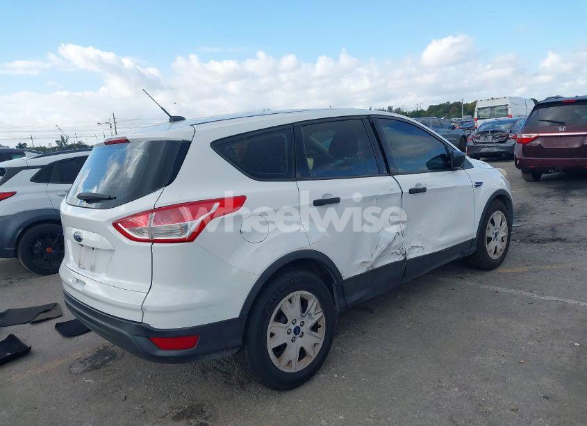 Photo 4 of 2015 Ford Escape S (VIN 1FMCU0F72FUB64045)