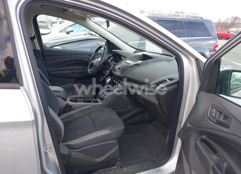 Photo 5 of 2016 Ford Escape S (VIN 1FMCU0F72GUA49222)