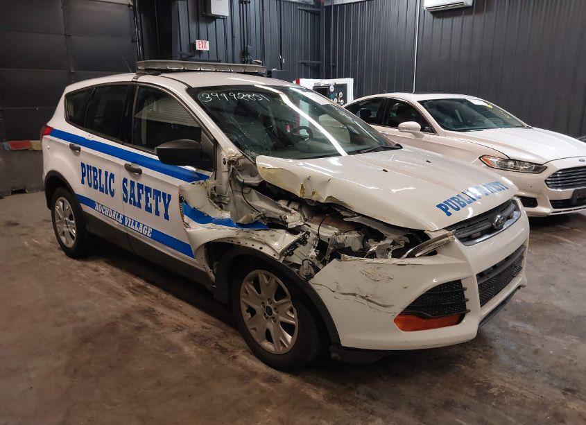 2016 Ford Escape S (VIN 1FMCU0F72GUB64581) main photo