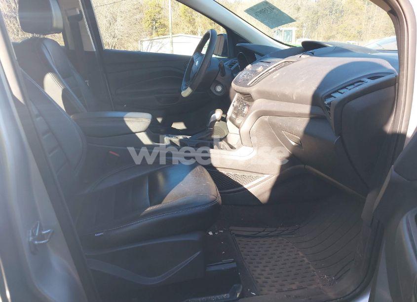 Photo 5 of 2017 Ford Escape S (VIN 1FMCU0F72HUA36746)