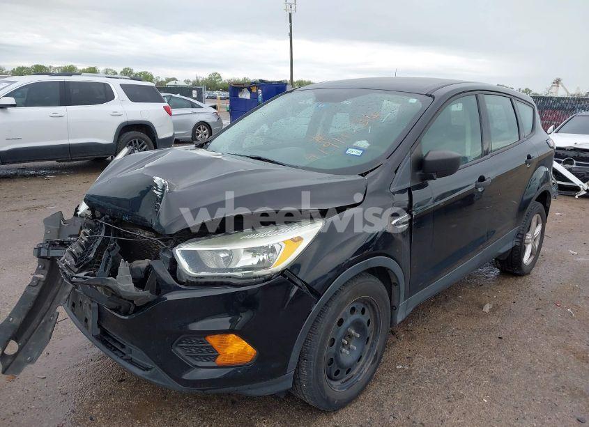 Photo 2 of 2017 Ford Escape S (VIN 1FMCU0F72HUC16647)
