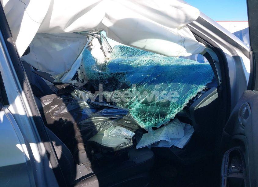 Photo 5 of 2017 Ford Escape S (VIN 1FMCU0F72HUD15484)